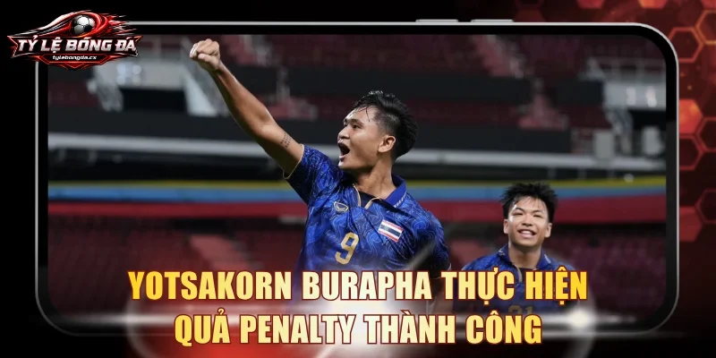 Yotsakorn Burapha thực hiện quả penalty thành công